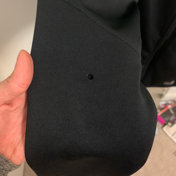 Men’s S Therma-Fit Black Jacket w/hood - Picture 4 of 6